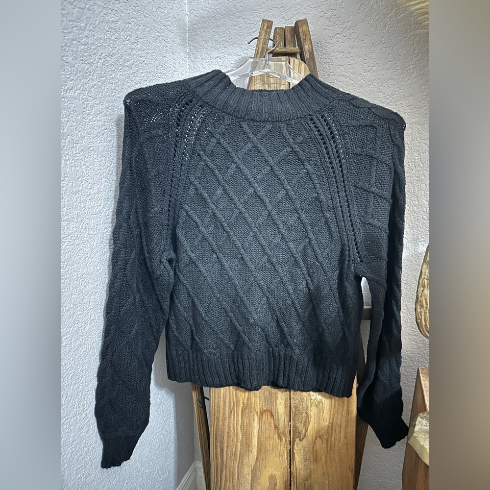 American Eagle Black Balloon Sleeve Sweater